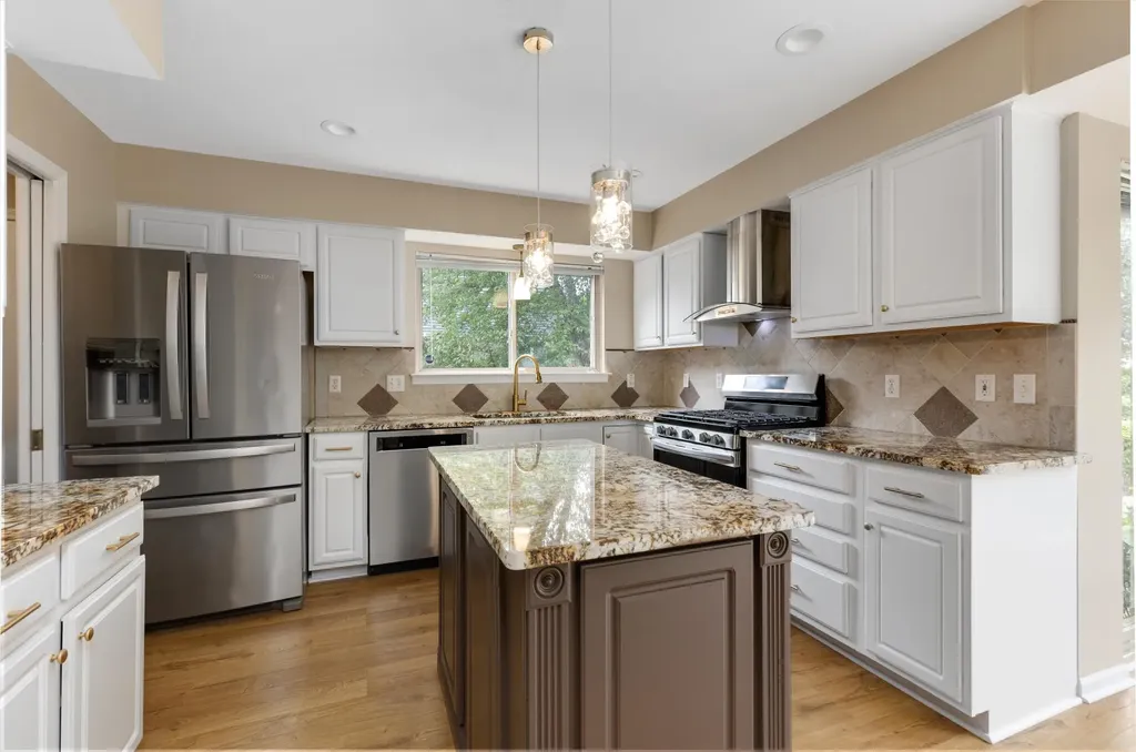 9655 Endicott Lane Ypsilanti Charter Township MI 48197