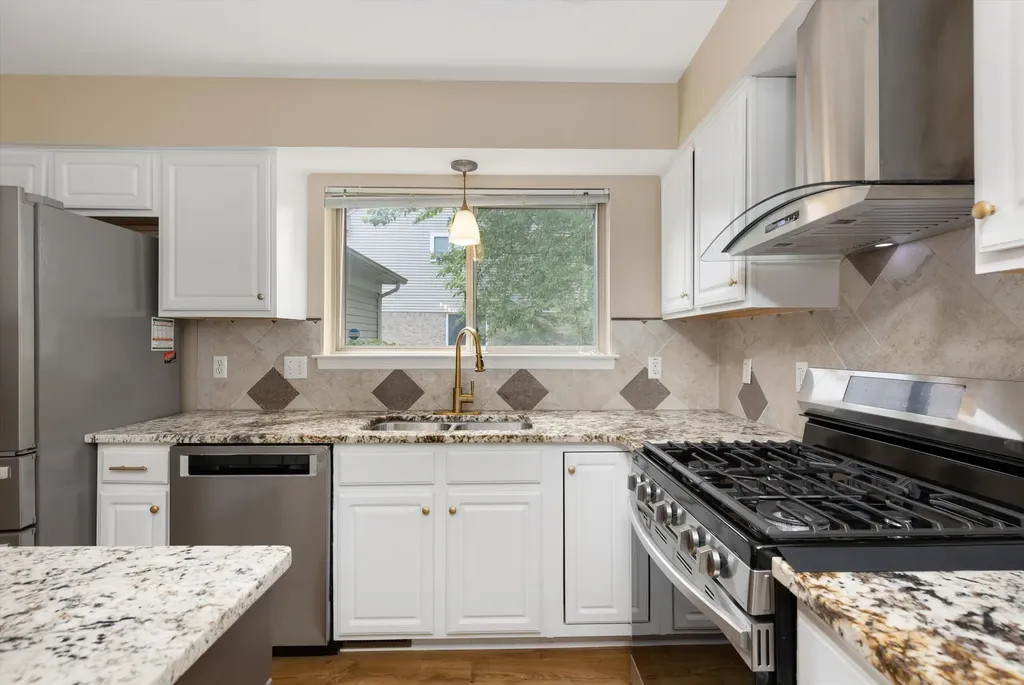 9655 Endicott Lane Ypsilanti Charter Township MI 48197