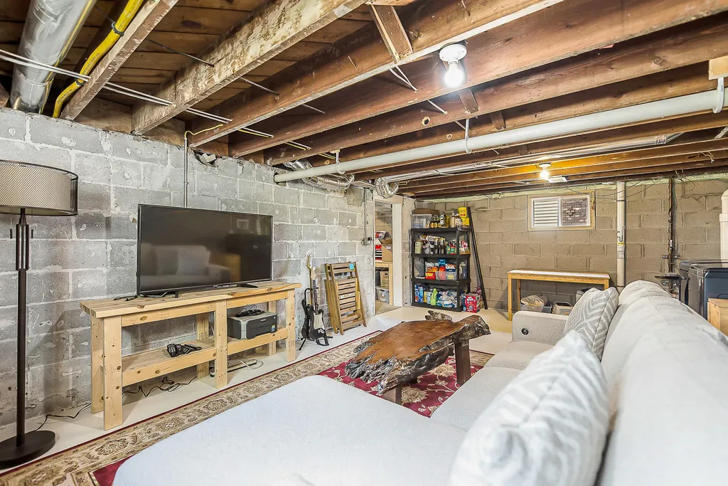706 S 7th Street Ann Arbor City MI 48103
