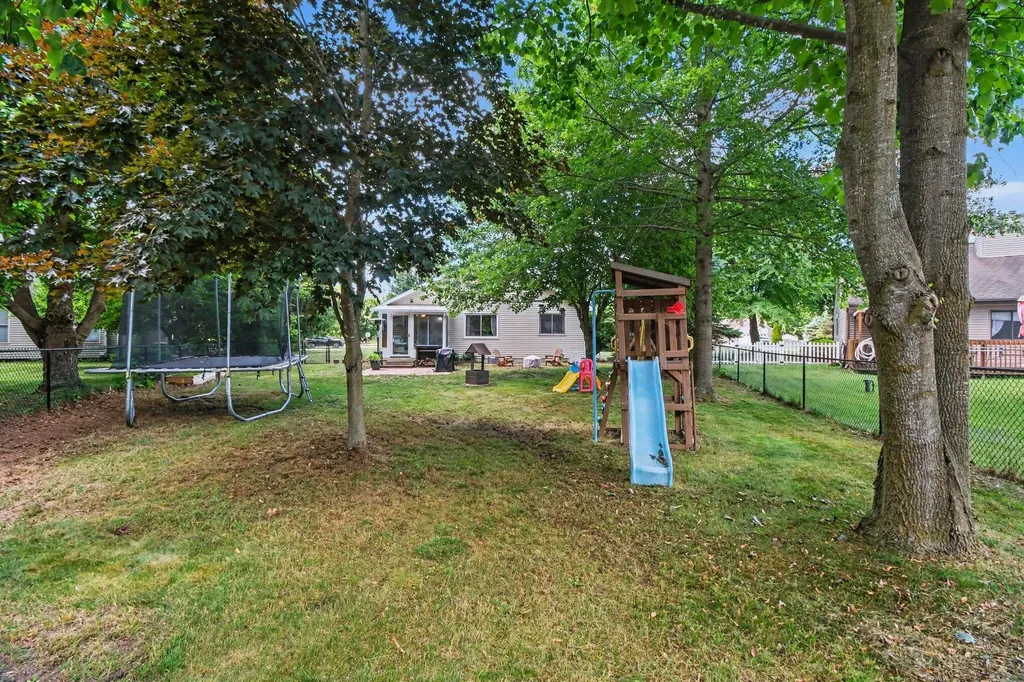 4134 Crescent View Drive Tecumseh Township MI 49286