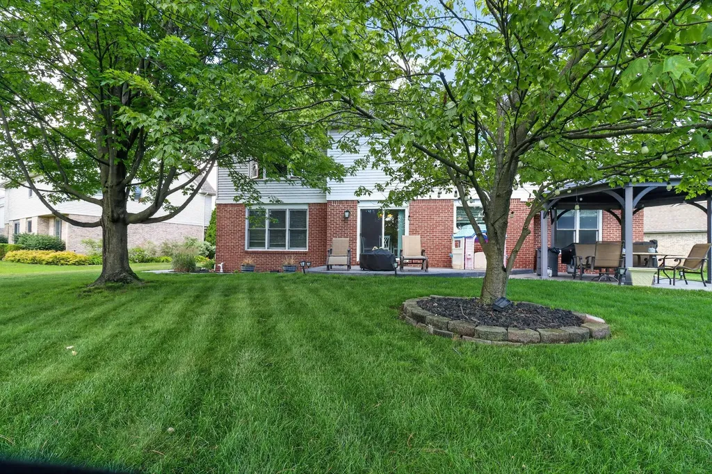 18175 Queensbury Drive Livonia City MI 48152