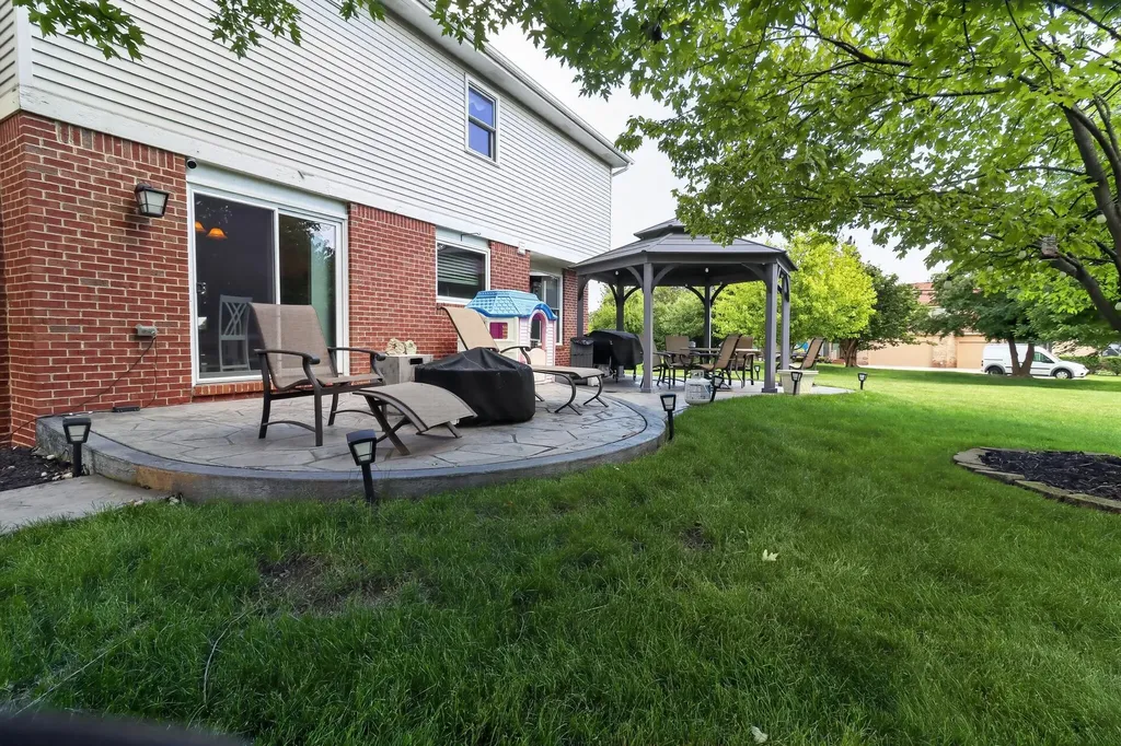 18175 Queensbury Drive Livonia City MI 48152