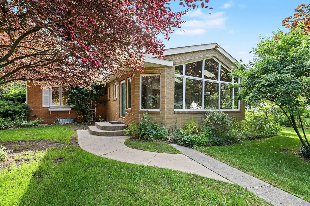 6458 Lakeshore Road Burtchville Township MI 48059