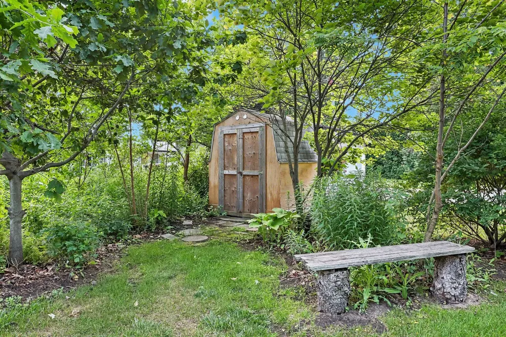 6458 Lakeshore Road Burtchville Township MI 48059