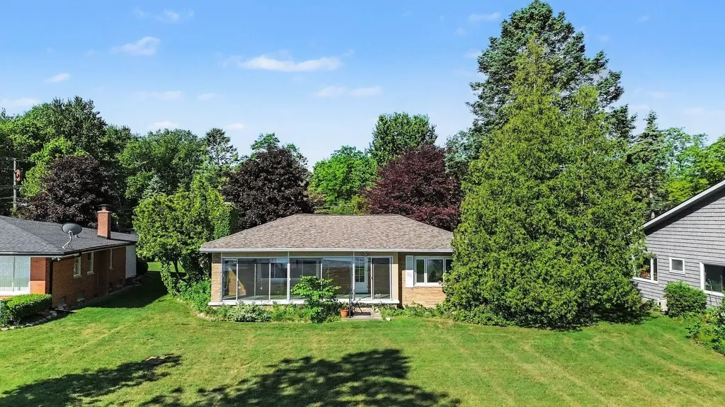 6458 Lakeshore Road Burtchville Township MI 48059