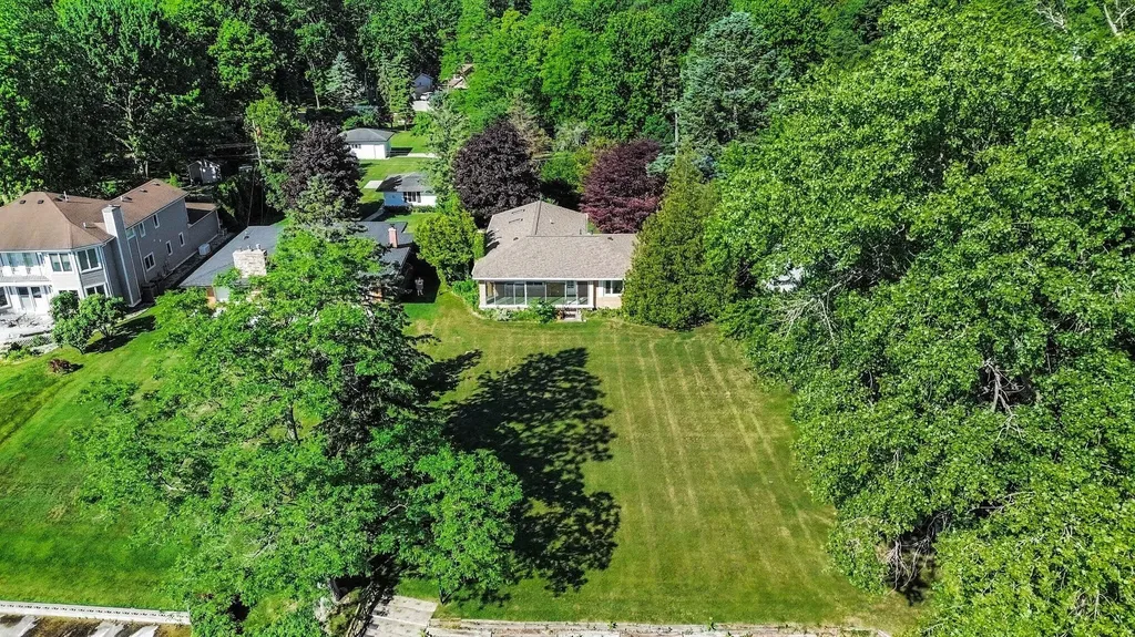 6458 Lakeshore Road Burtchville Township MI 48059