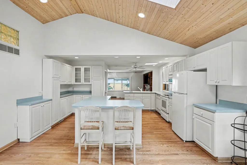 6458 Lakeshore Road Burtchville Township MI 48059