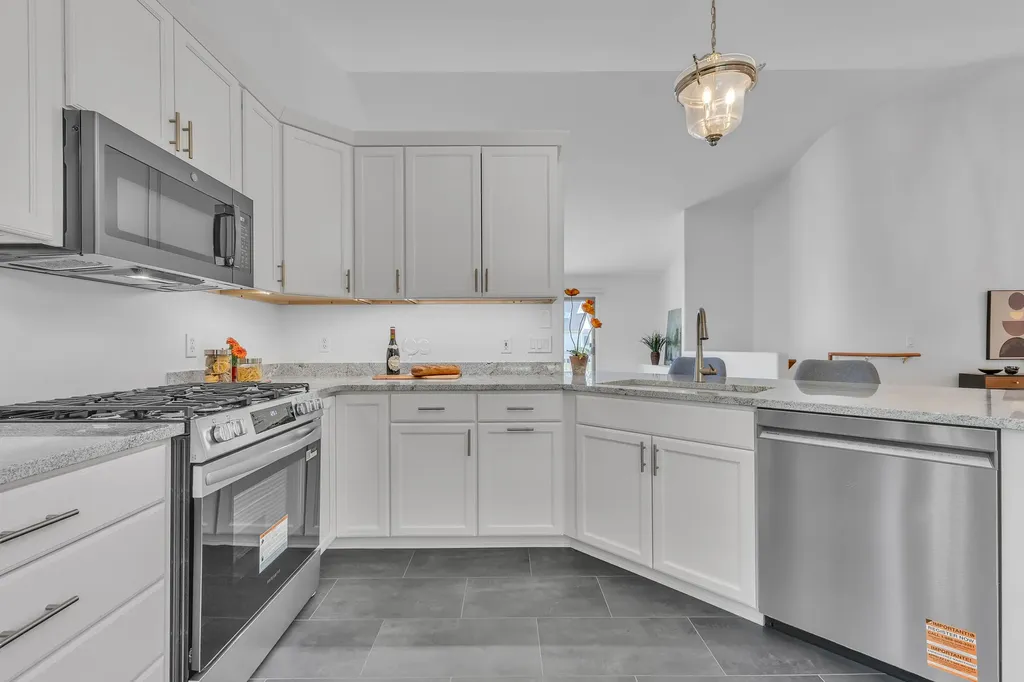 4251 Boulder Pond Drive Pittsfield Charter Township MI 48108
