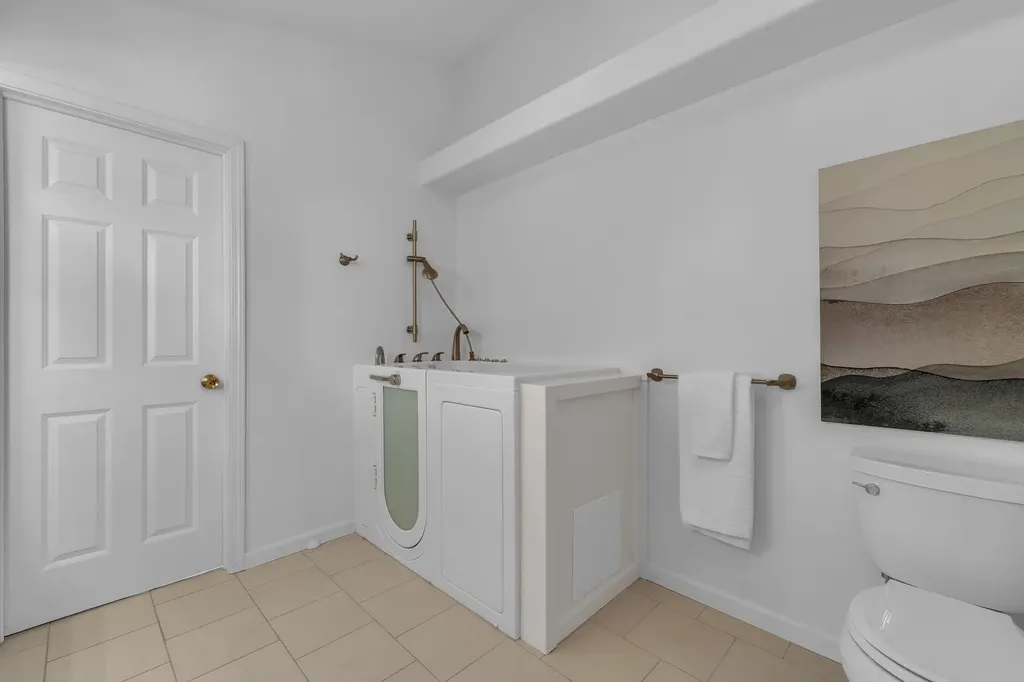 4251 Boulder Pond Drive Pittsfield Charter Township MI 48108