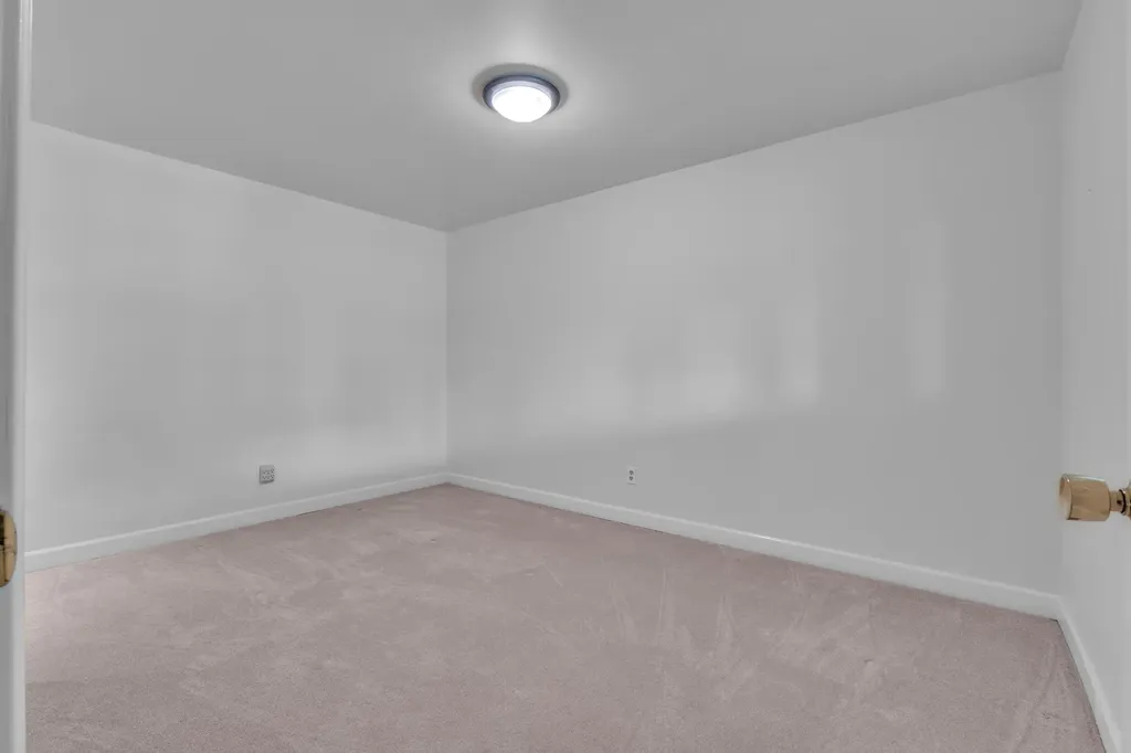 4251 Boulder Pond Drive Pittsfield Charter Township MI 48108