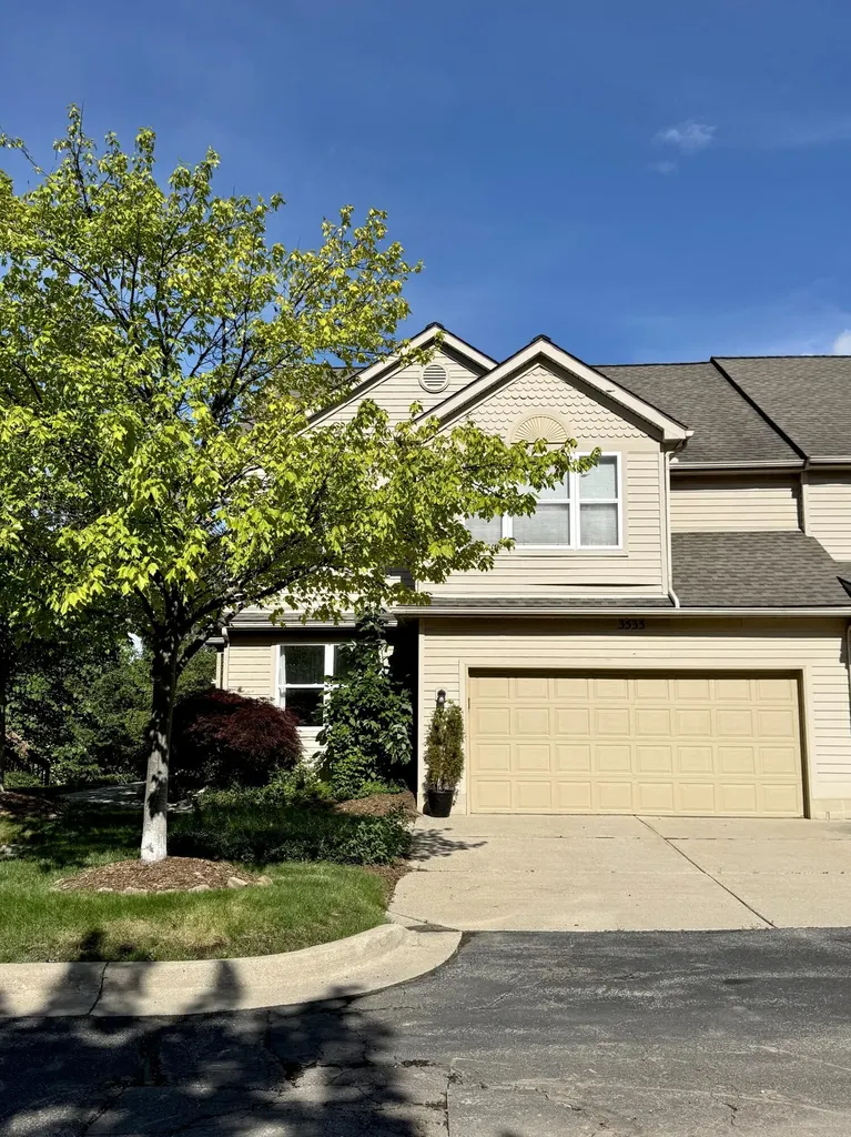 3533 Meadow Grove Trail Pittsfield Charter Township MI 48108