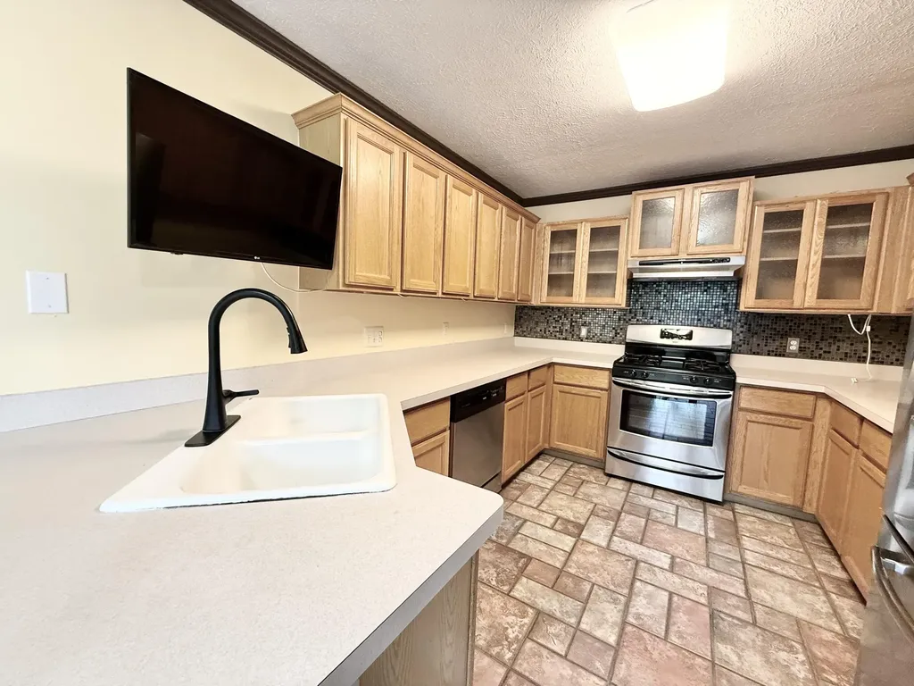 3533 Meadow Grove Trail Pittsfield Charter Township MI 48108