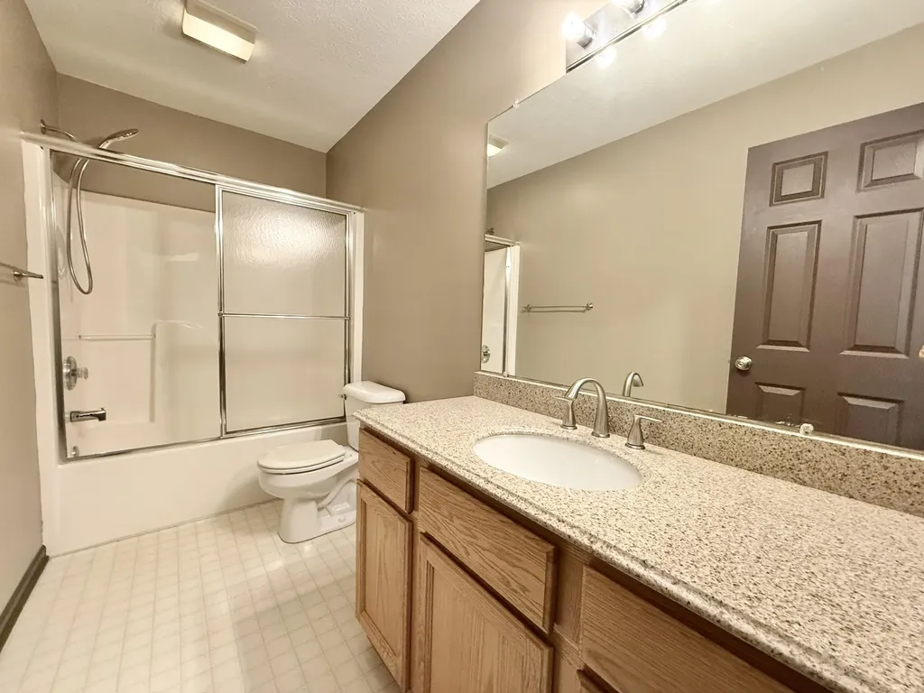 3533 Meadow Grove Trail Pittsfield Charter Township MI 48108