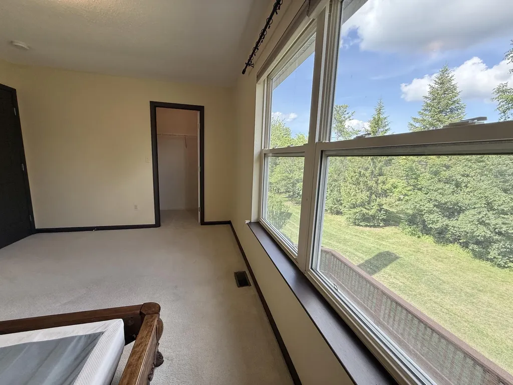 3533 Meadow Grove Trail Pittsfield Charter Township MI 48108