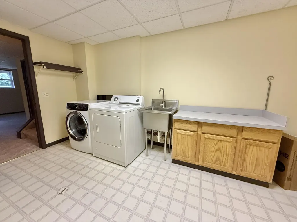 3533 Meadow Grove Trail Pittsfield Charter Township MI 48108