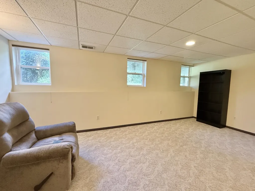 3533 Meadow Grove Trail Pittsfield Charter Township MI 48108