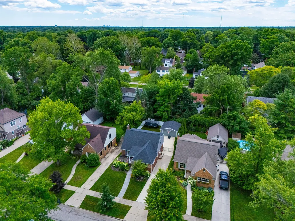 1921 Earlmont Road Berkley City MI 48072