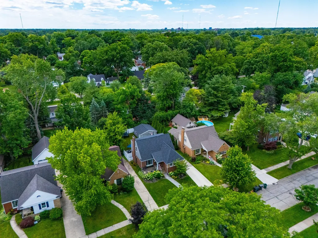 1921 Earlmont Road Berkley City MI 48072