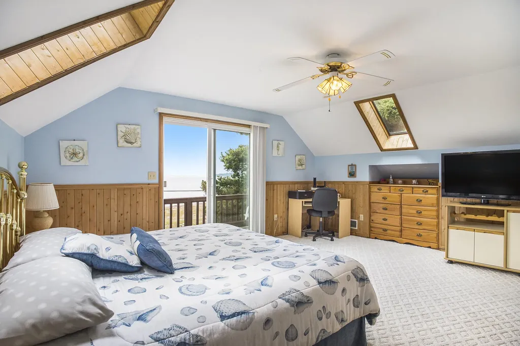 1445 Us-2 St. Ignace City MI 49781