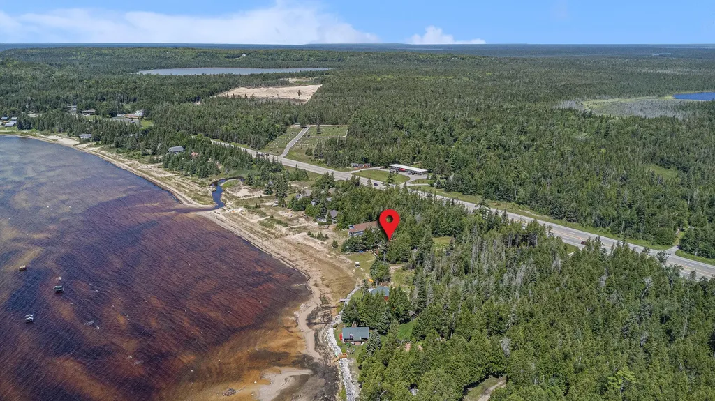 1445 Us-2 St. Ignace City MI 49781