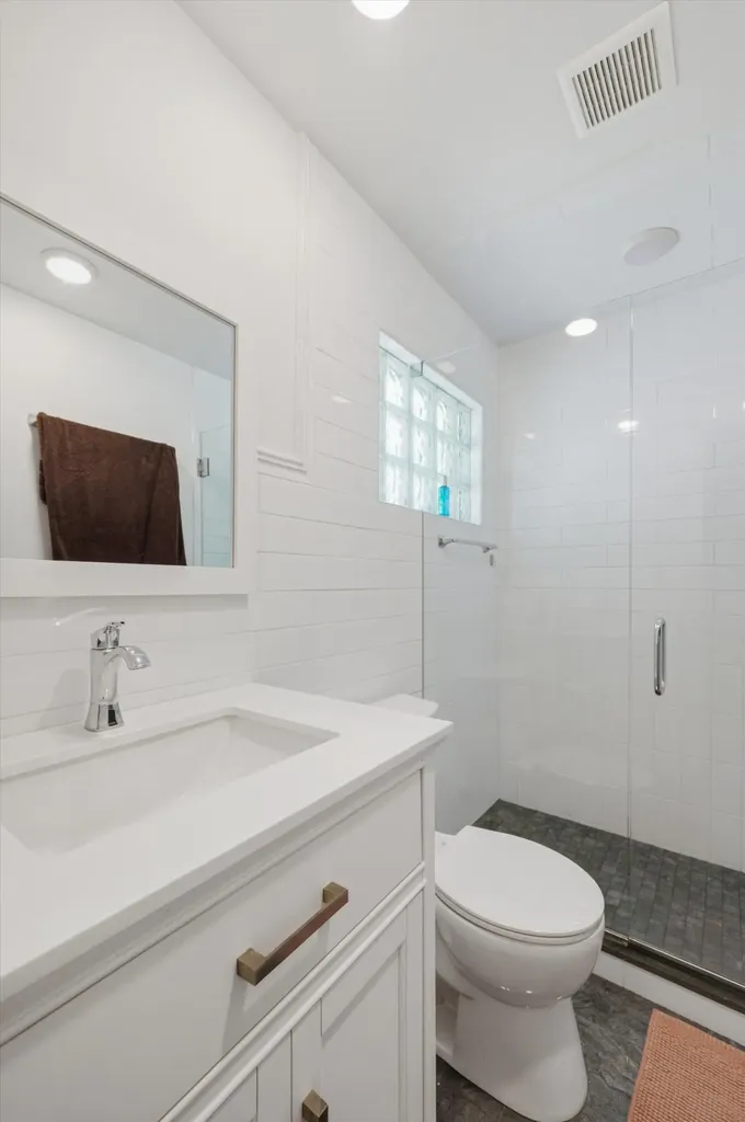 1510 King George Boulevard Ann Arbor City MI 48104