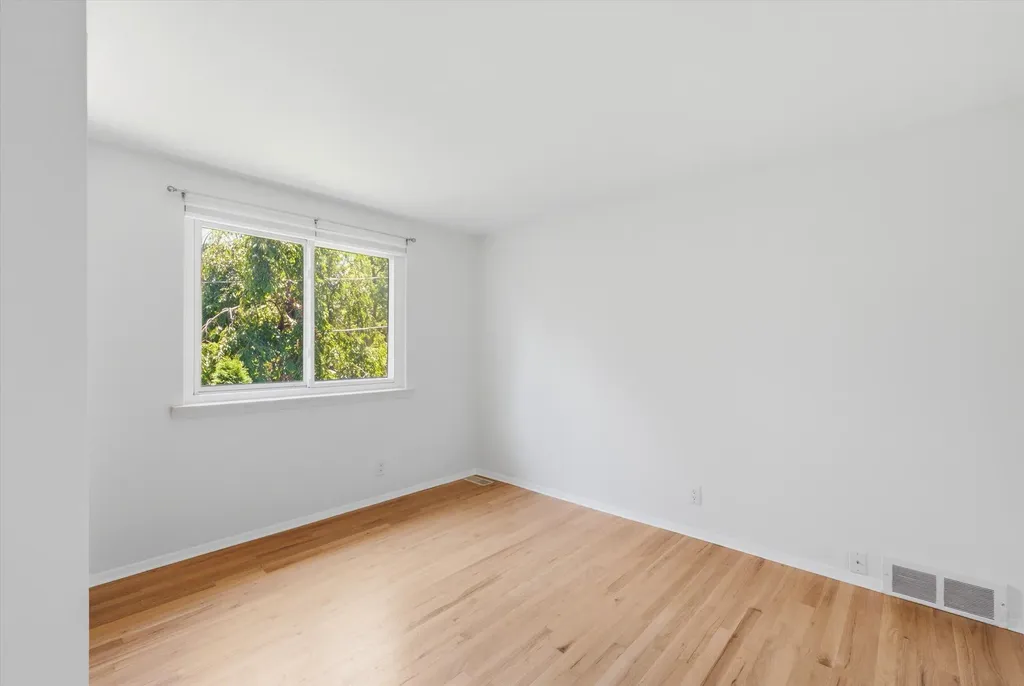 1510 King George Boulevard Ann Arbor City MI 48104