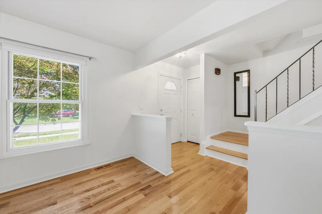 1510 King George Boulevard Ann Arbor City MI 48104
