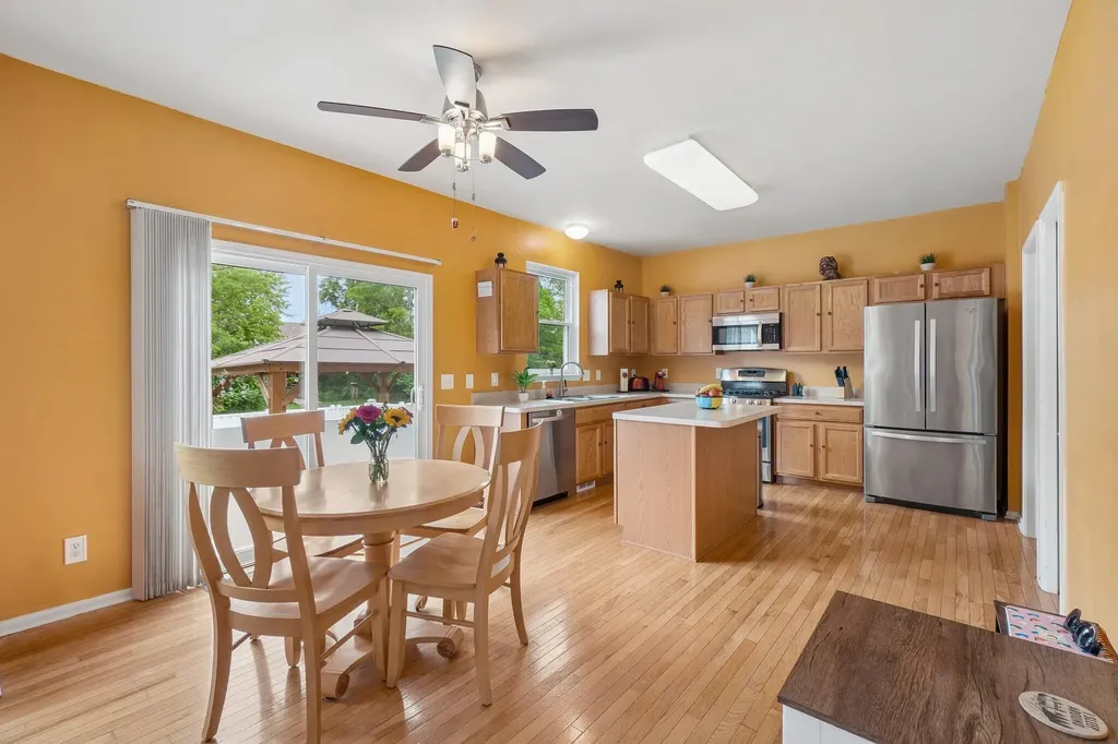 7309 Warwick Drive Ypsilanti Charter Township MI 48197