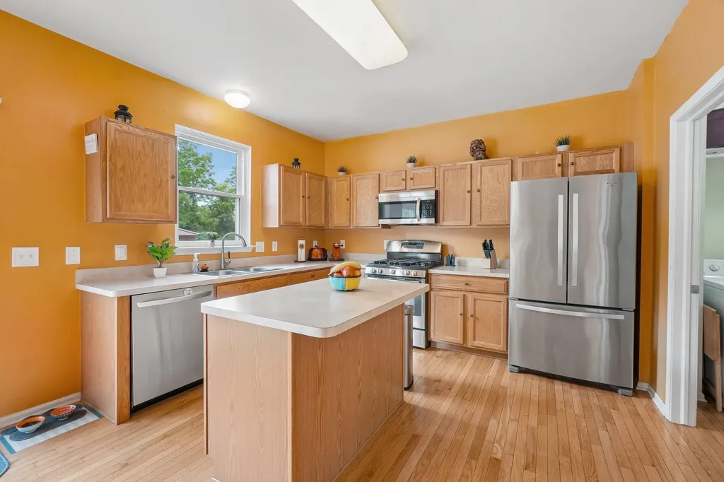 7309 Warwick Drive Ypsilanti Charter Township MI 48197