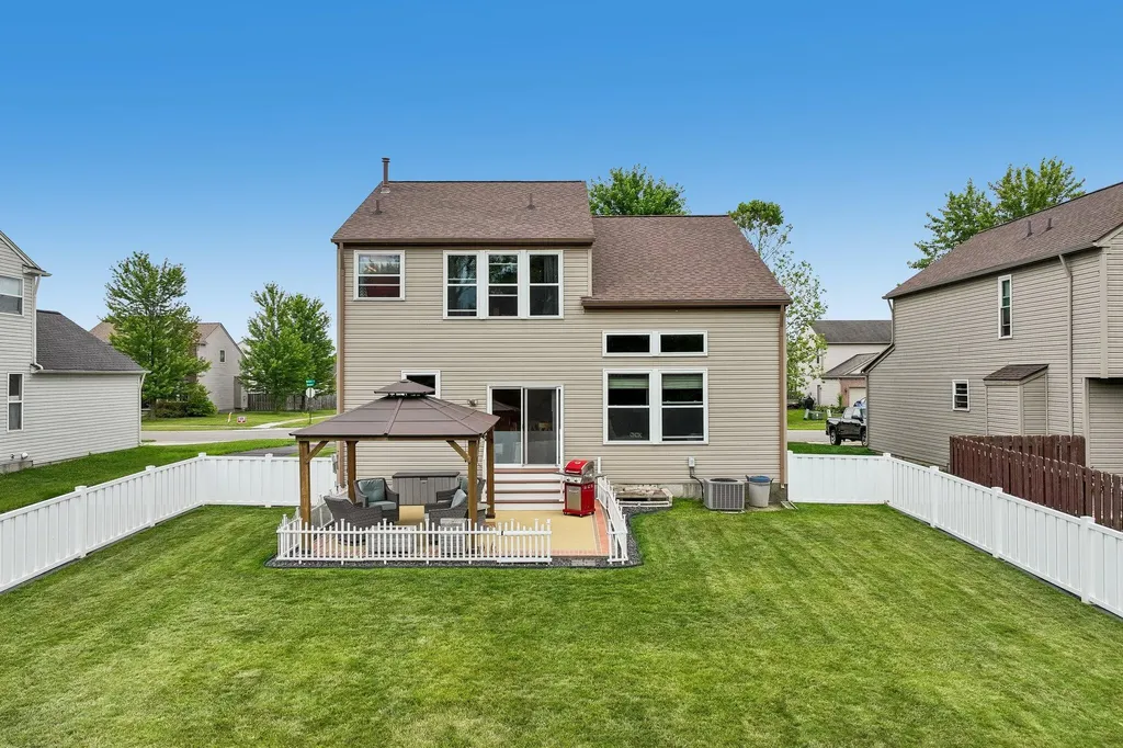 7309 Warwick Drive Ypsilanti Charter Township MI 48197