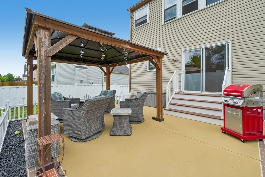 7309 Warwick Drive Ypsilanti Charter Township MI 48197