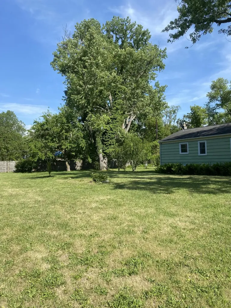 15450 Hazelton Street Detroit City MI 48223