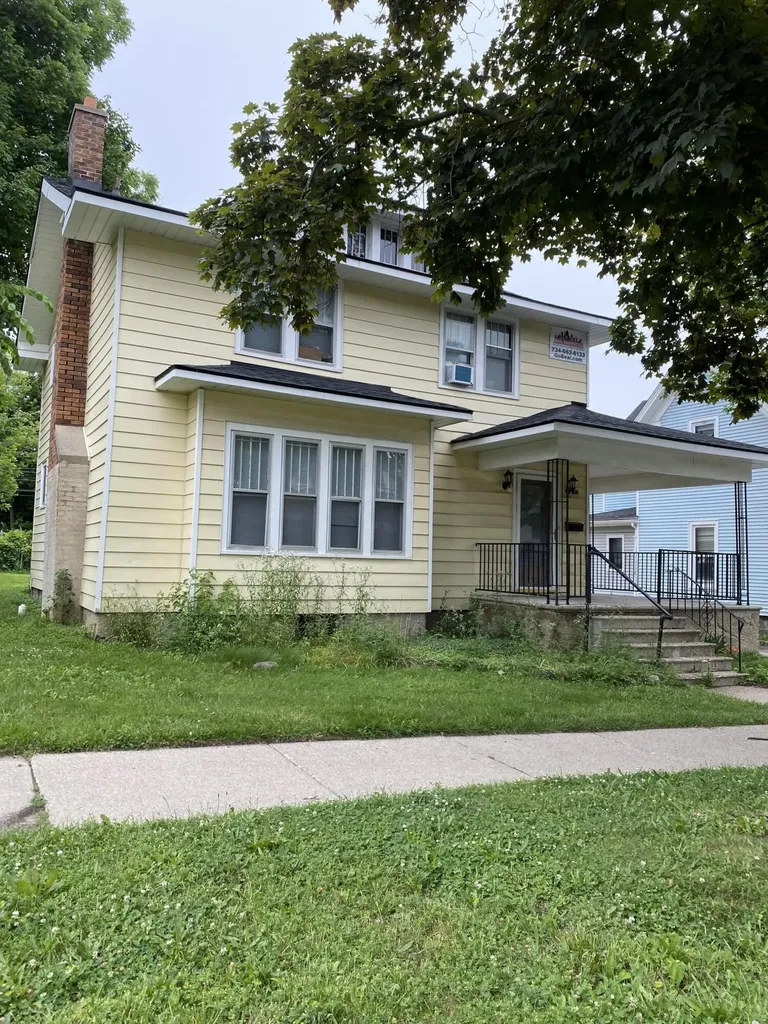 612 Pearl Street Ypsilanti City MI 48197