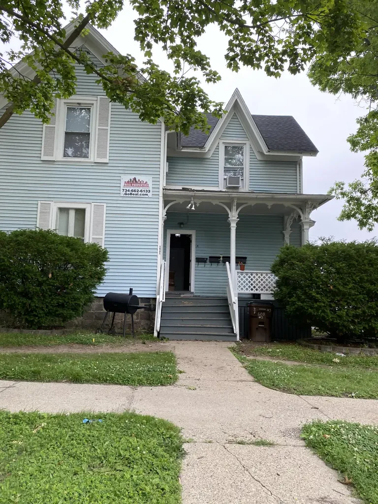 608 Pearl Street Ypsilanti City MI 48197