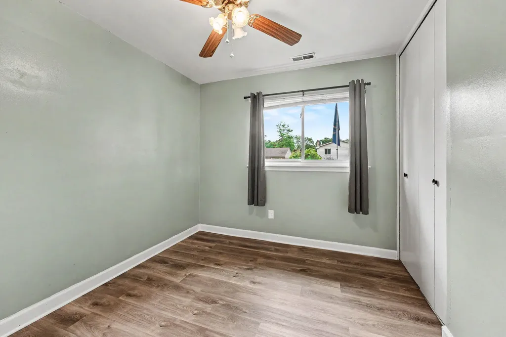 28083 Stuart Avenue Southfield City MI 48076
