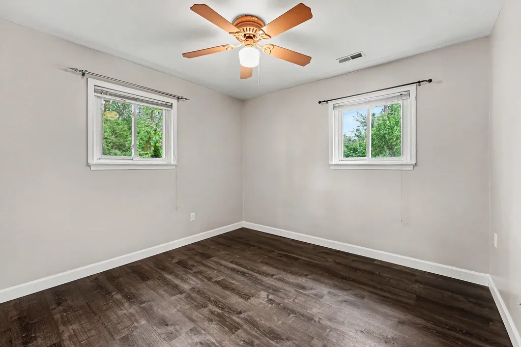 28083 Stuart Avenue Southfield City MI 48076