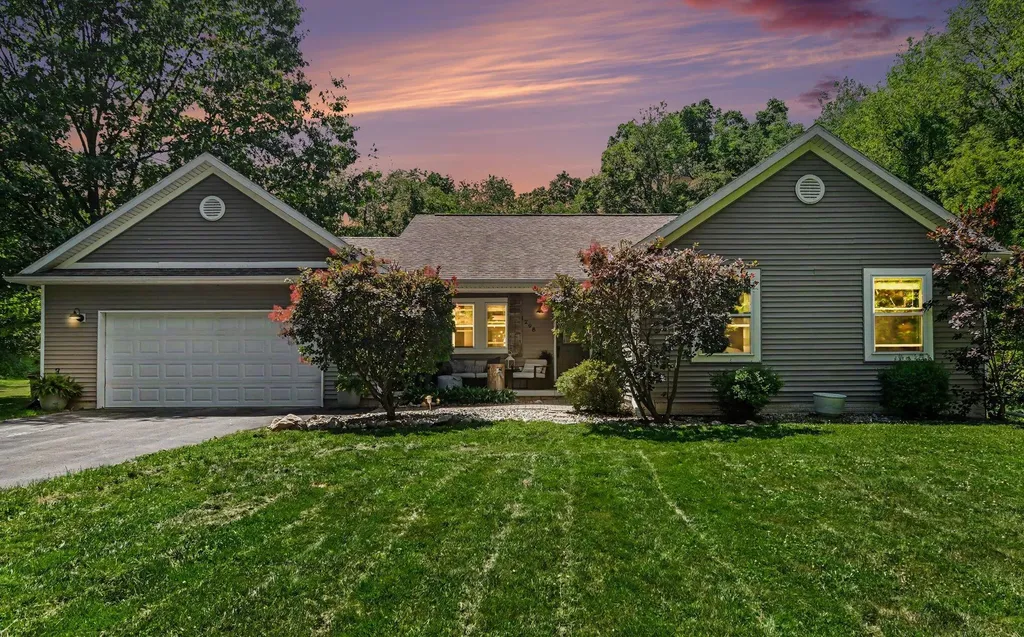 Brighton Township MI, 1298 Kendor Drive