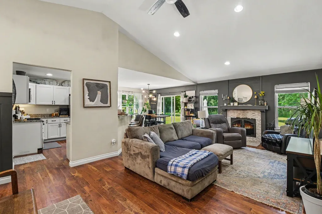 1298 Kendor Drive Brighton Township MI 48114