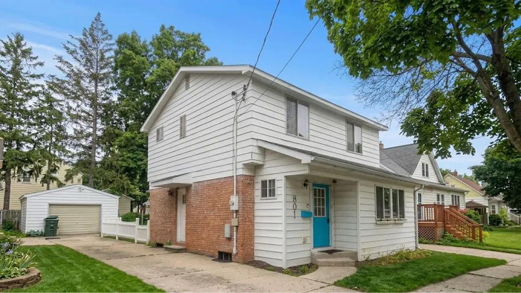 801 Merrill Avenue Lansing City MI 48912