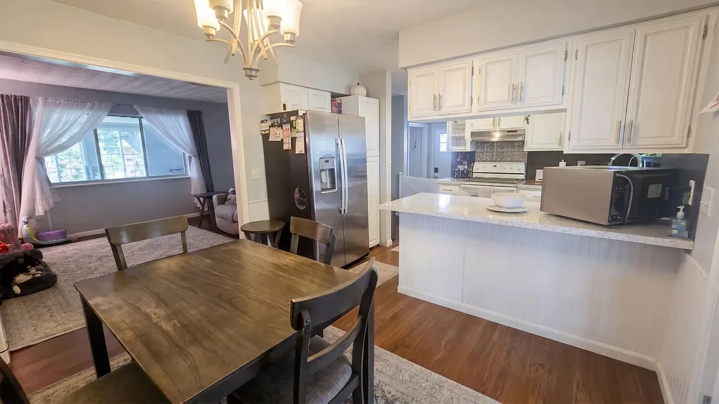 801 Merrill Avenue Lansing City MI 48912