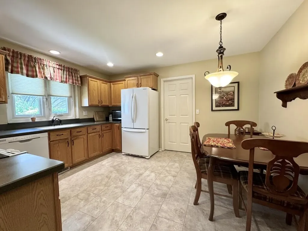 24587 Enchanted Drive Novi City MI 48374