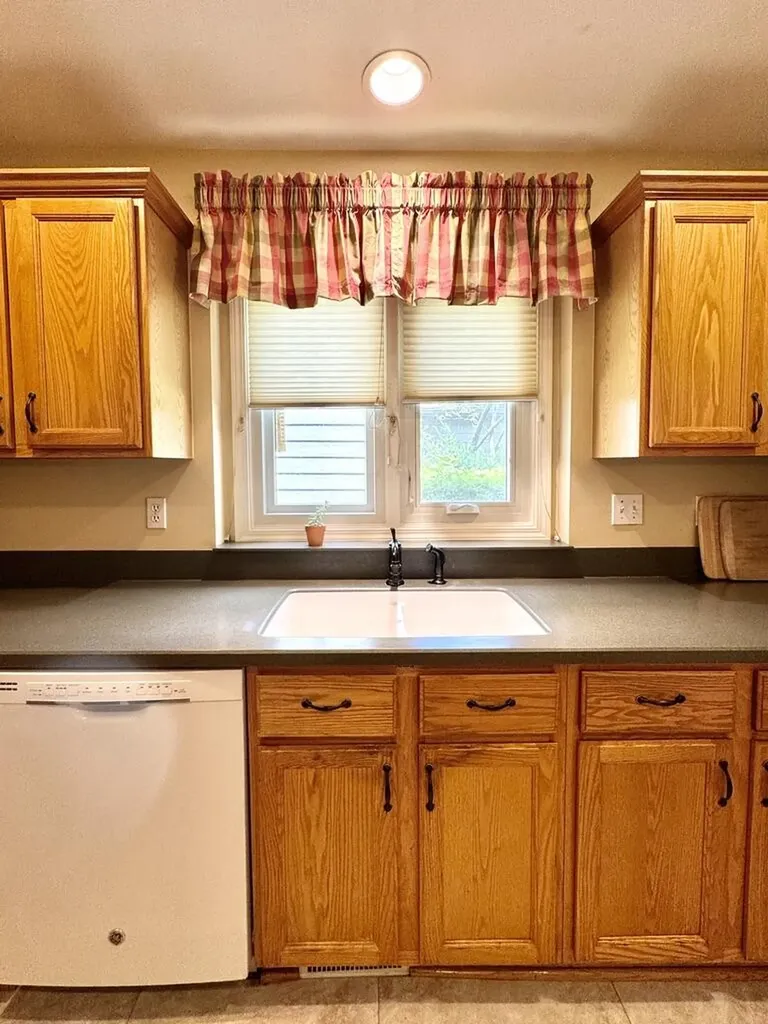 24587 Enchanted Drive Novi City MI 48374