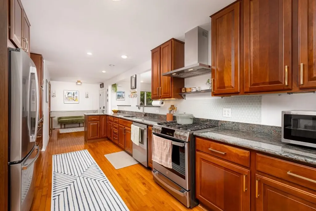 4085 E Loch Alpine Drive E Scio Township MI 48103