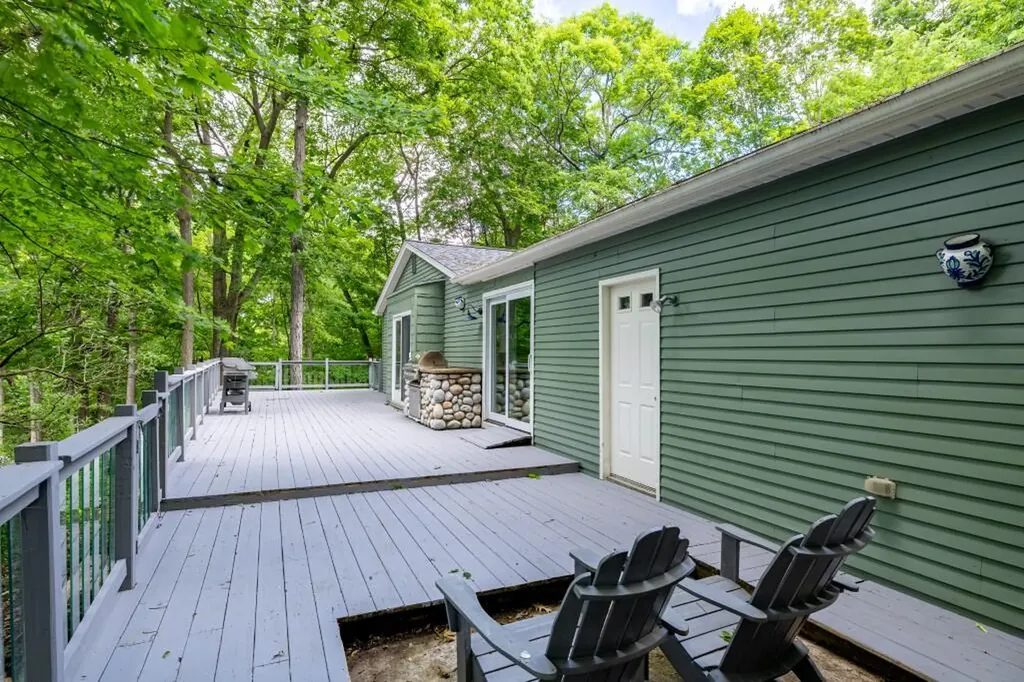 4085 E Loch Alpine Drive E Scio Township MI 48103