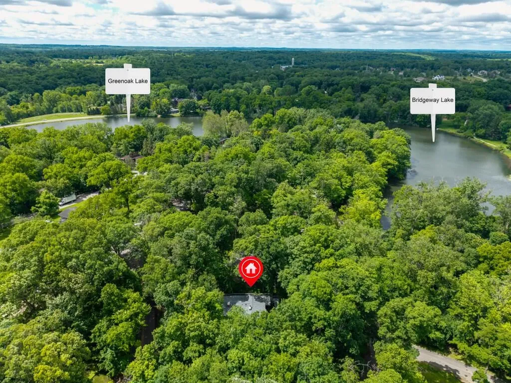4085 E Loch Alpine Drive E Scio Township MI 48103