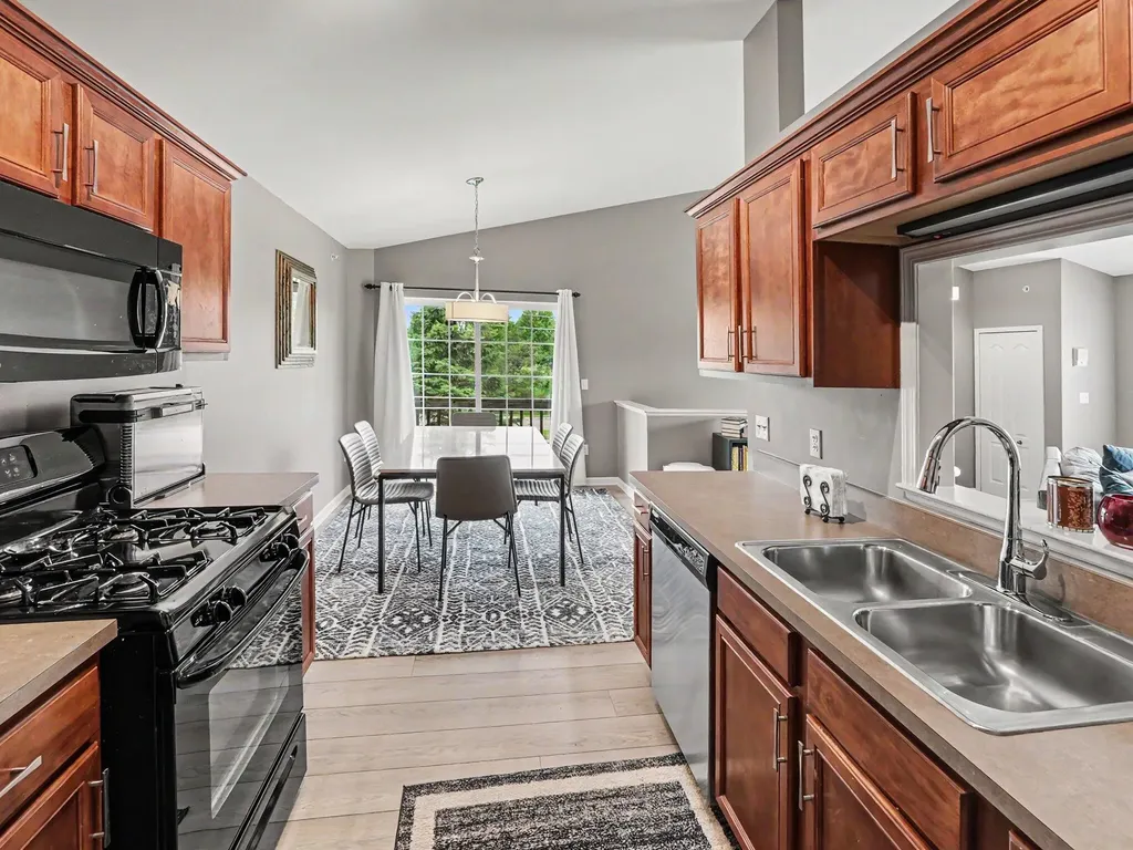 404 Riversedge Drive Saline Township MI 48176