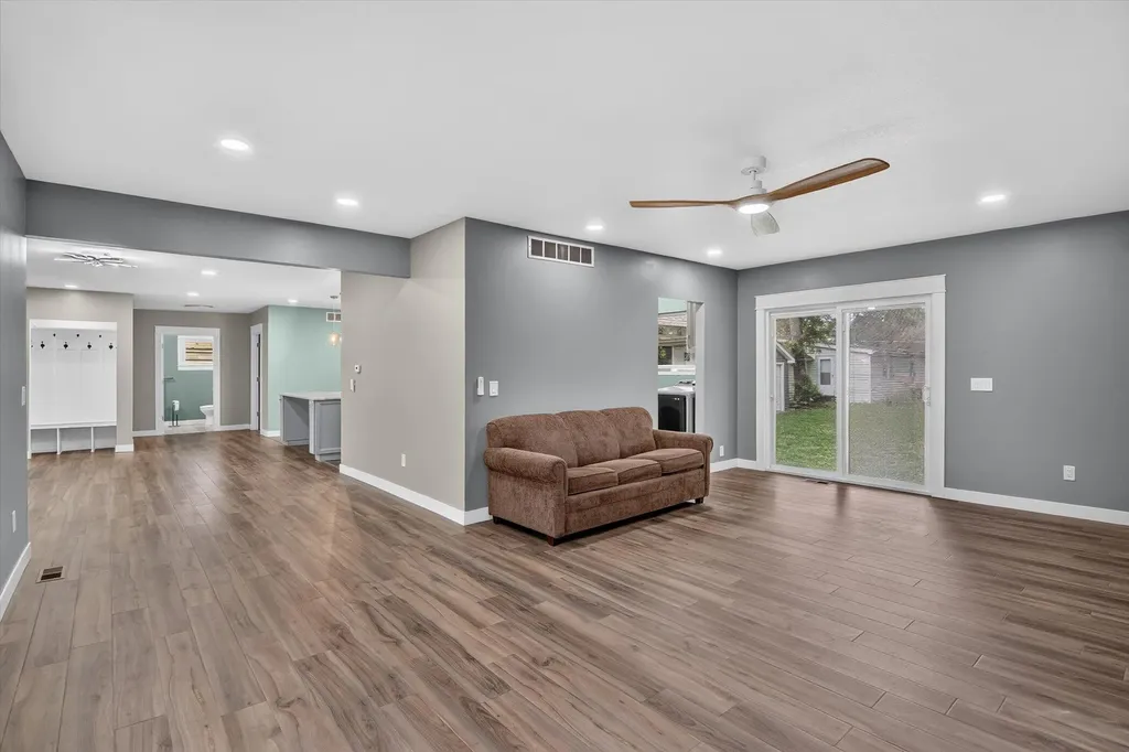 707 Lowell Avenue Blackman Charter Township MI 49202