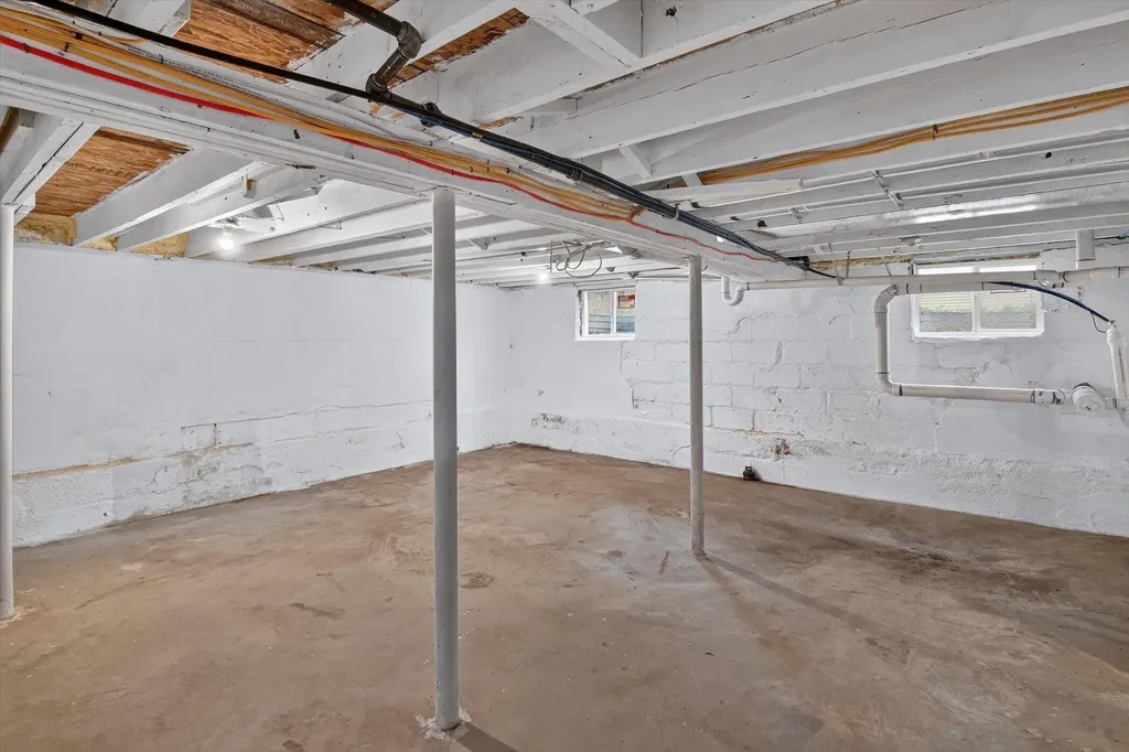 707 Lowell Avenue Blackman Charter Township MI 49202