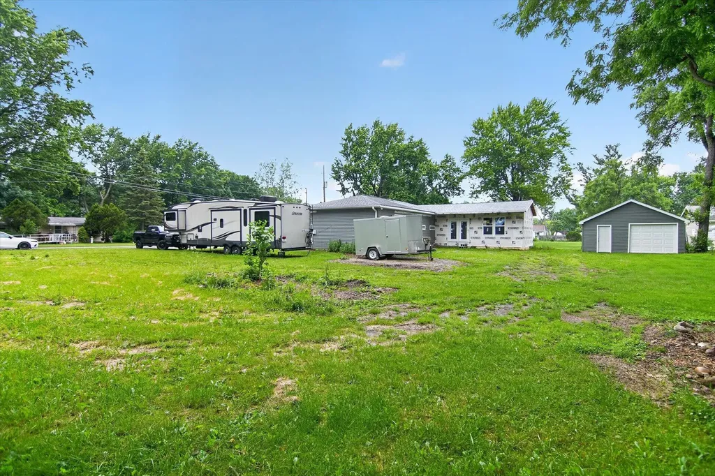 707 Lowell Avenue Blackman Charter Township MI 49202
