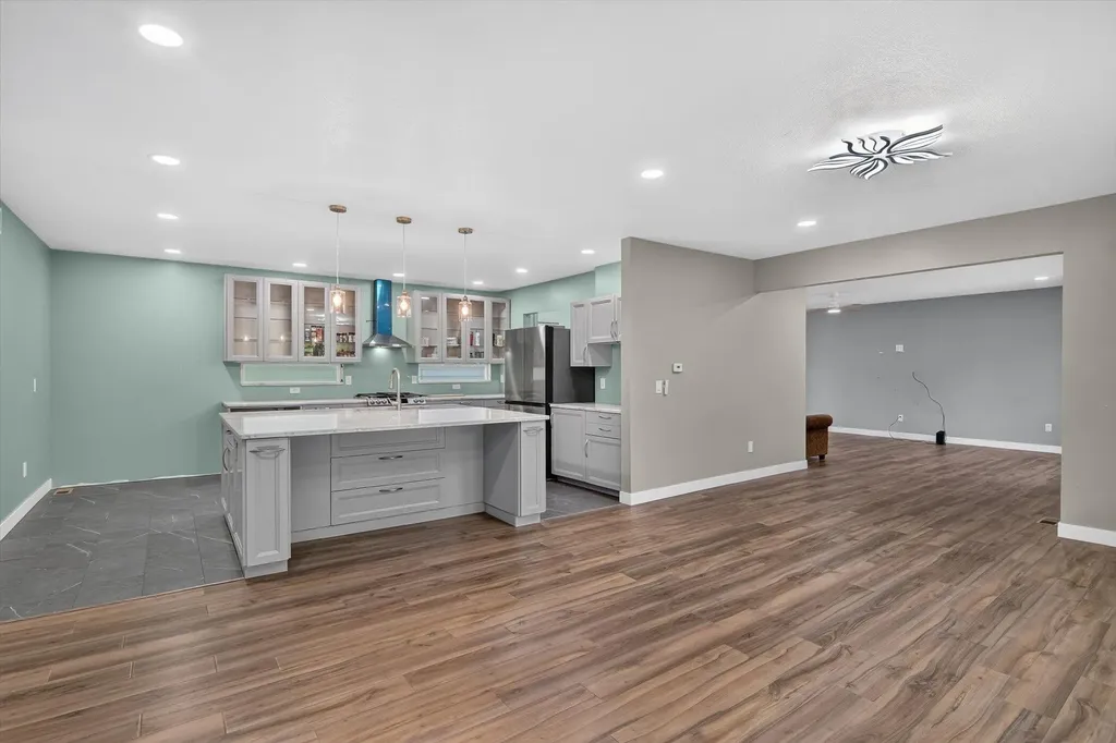 707 Lowell Avenue Blackman Charter Township MI 49202